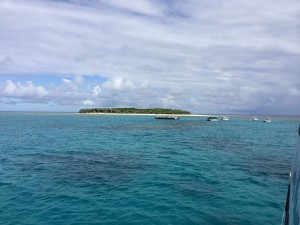 Inside the lagoon at Lady Musgrave Island, approaching the pontoon.